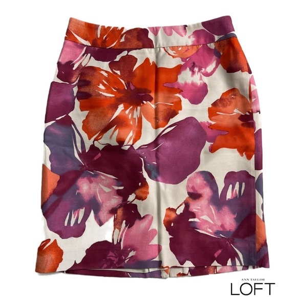 ANN TAYLOR LOFT Women’s Floral Pencil Silk Blend Skirt - Size 0 - Picture 1 of 8